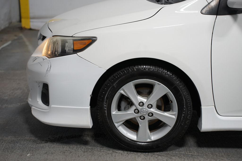 2012 Toyota Corolla LE 5