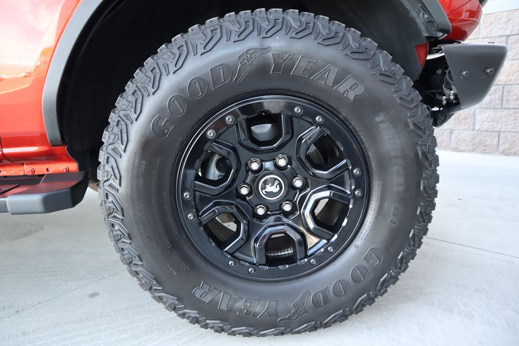 Thumbnail: 2022 Ford Bronco - 30