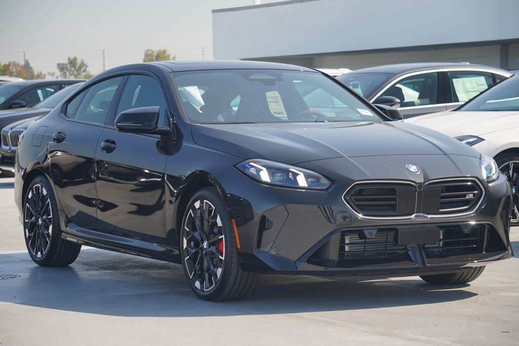 2025 BMW 2 Series M235i xDrive 3