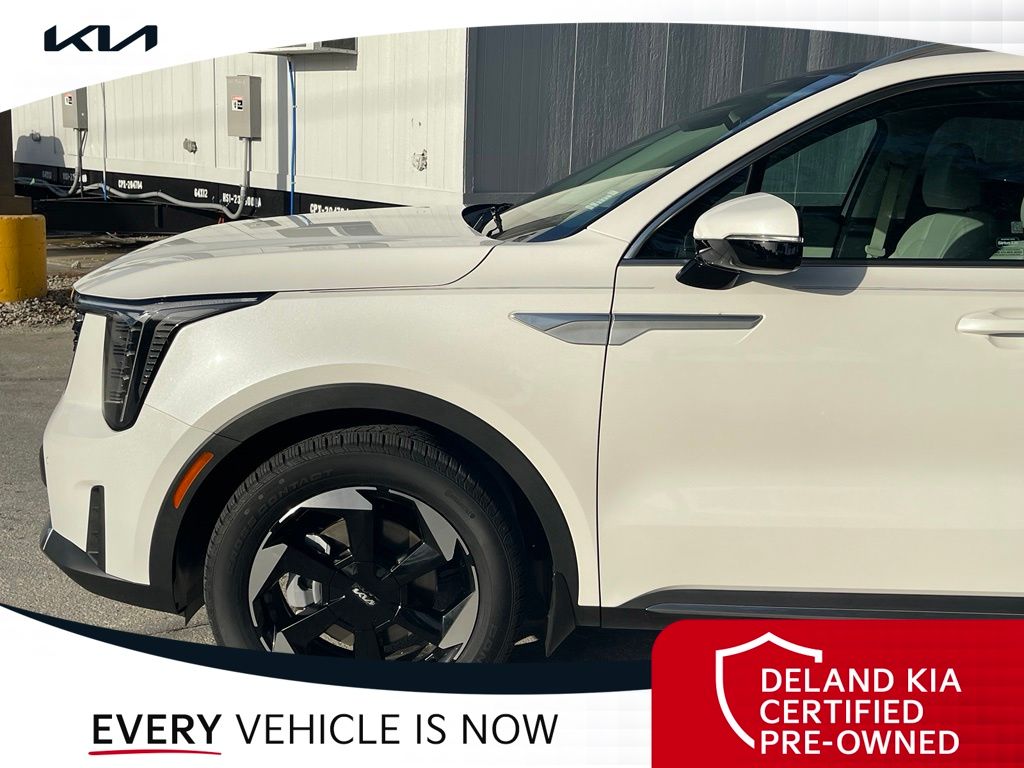 Used 2026 Kia Sorento Hybrid SUV