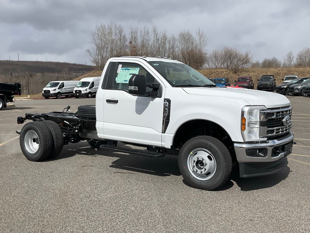 2026 Ford F-350SD XL 