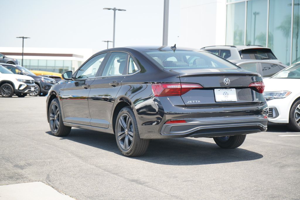 2024 Volkswagen Jetta 1.5T SE 3