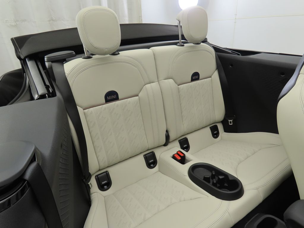 Thumbnail: 2025 MINI Cooper Convertible - 29
