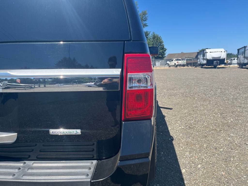 2017 Shadow Black Ford Expedition Platinum 4X4 SUV