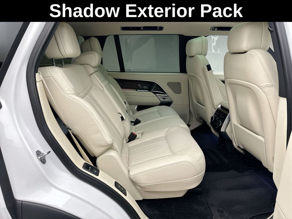 2023 Land Rover Range Rover SE 6