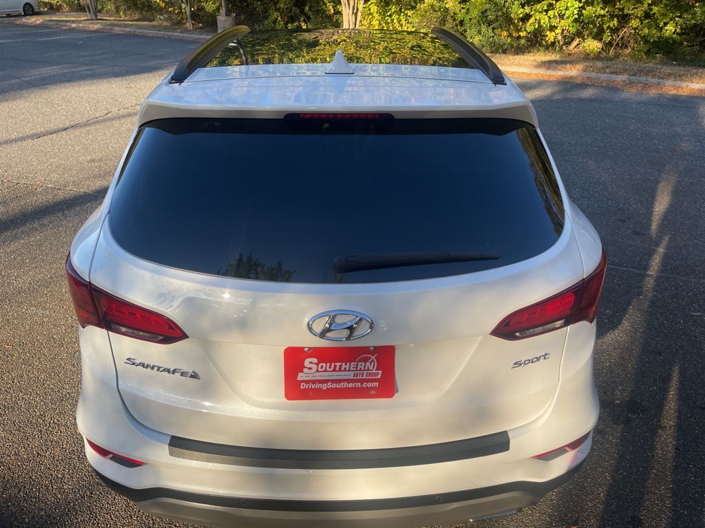 2017 Hyundai Santa Fe Sport 2.4 Base 9