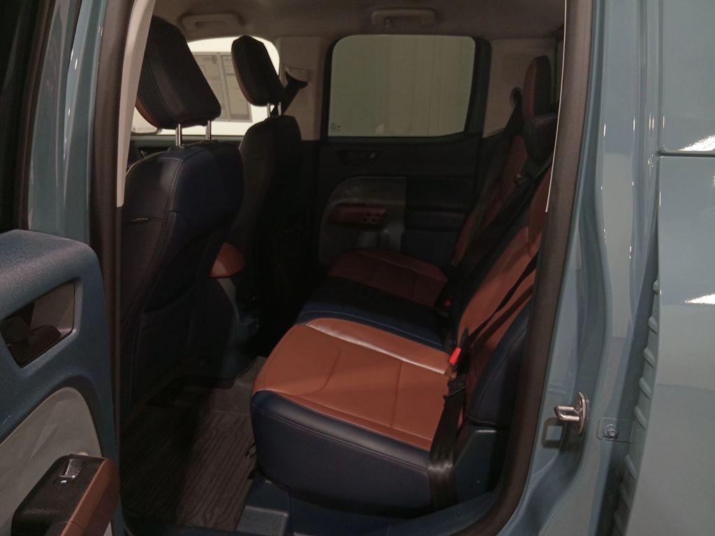 2023 Ford Maverick Lariat