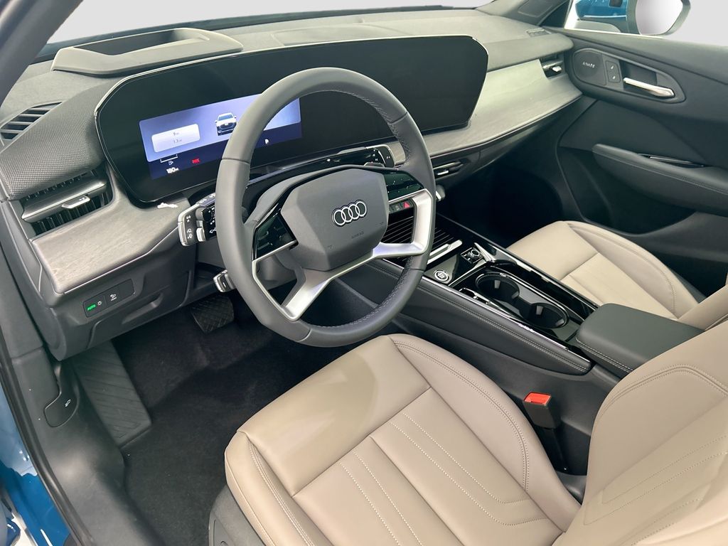 Thumbnail: 2026 Audi Q3 - 9