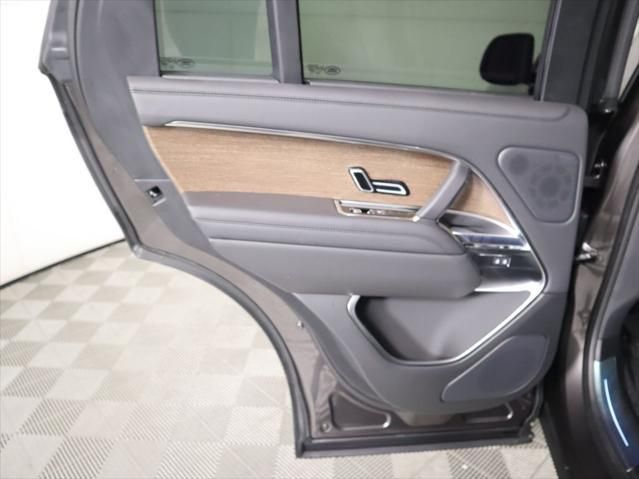 Thumbnail: 2026 Land Rover Range Rover - 28