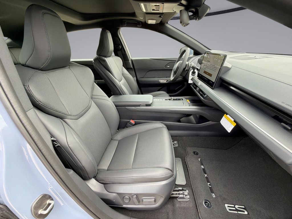 Thumbnail: 2026 Lexus ES - 16