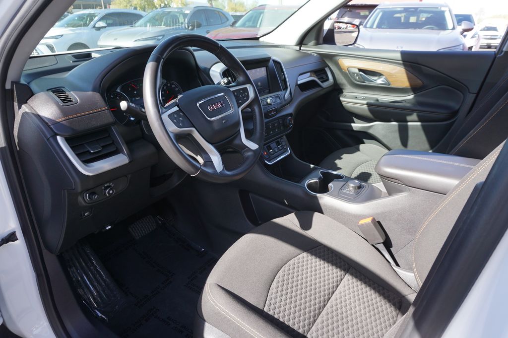 2020 GMC Terrain SLE 16