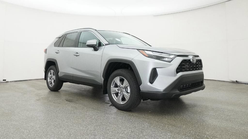 Thumbnail: 2025 Toyota RAV4 - 14