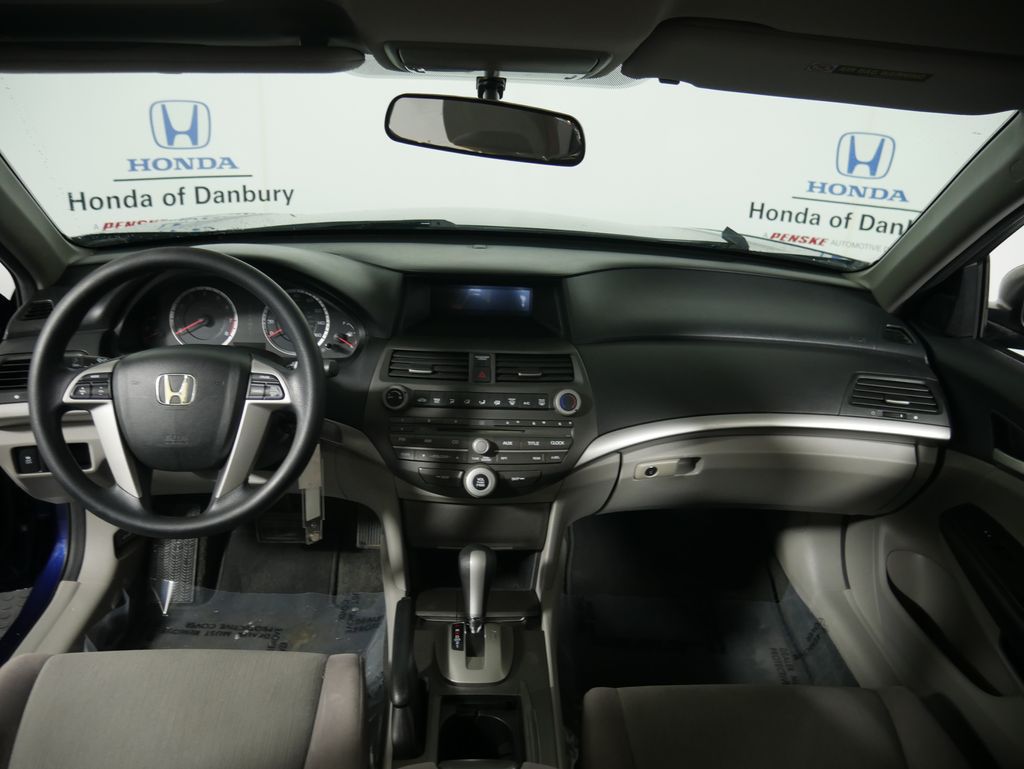 2011 Honda Accord LX 11