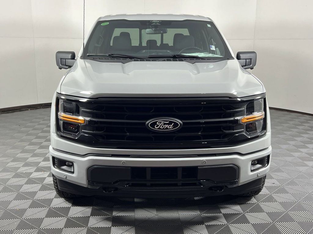 2024 Ford F-150 XLT 2