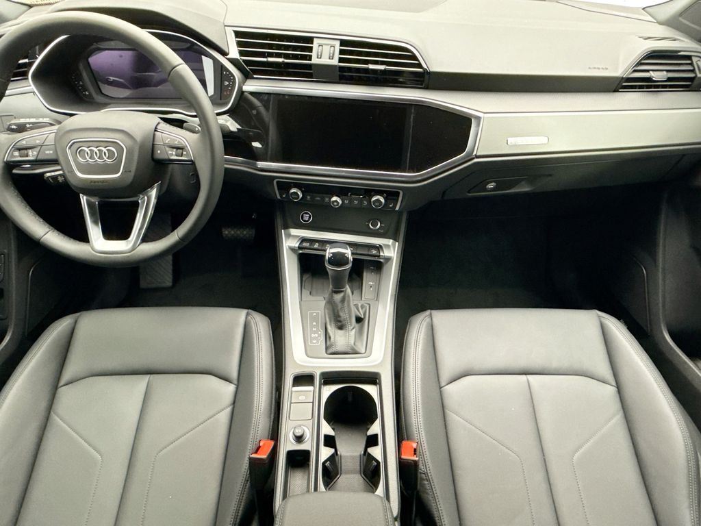 Thumbnail: 2025 Audi Q3 - 13