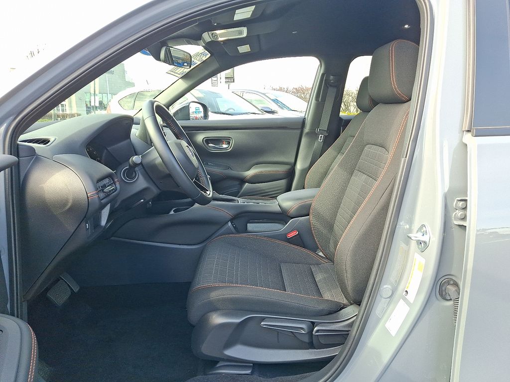 Thumbnail: 2025 Honda HR-V - 14