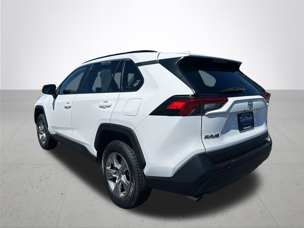 2024 Toyota RAV4 XLE