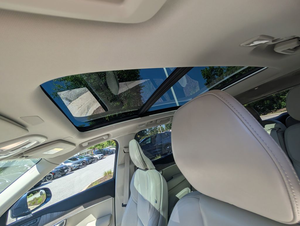 Used 2023 Blue Volvo Ultimate image 35