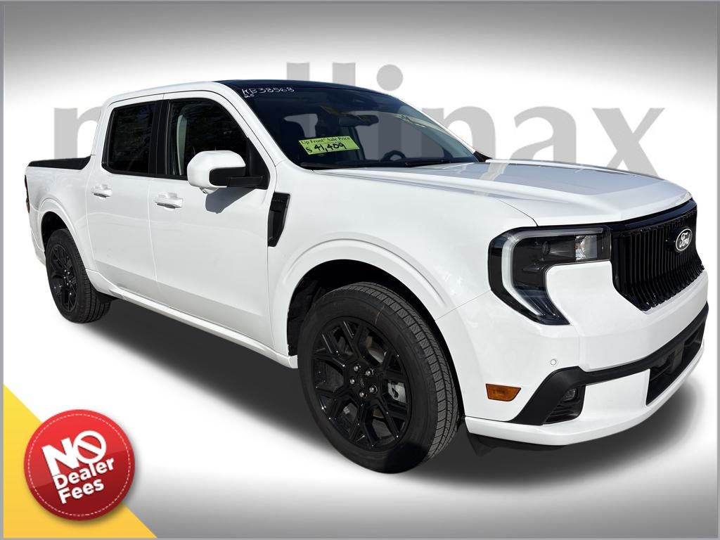 2025 Ford Maverick Lobo's photo