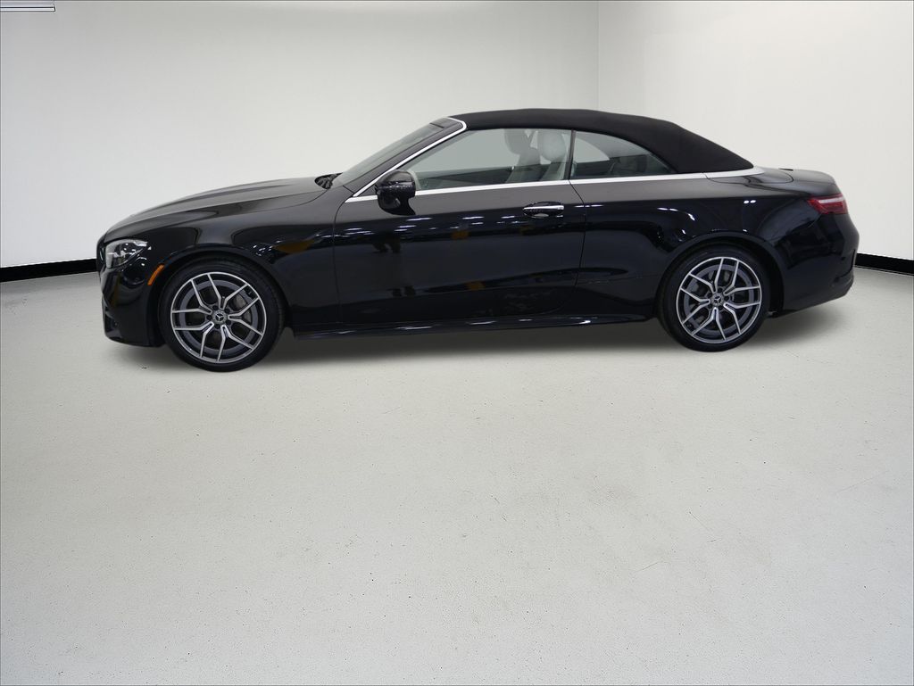 Thumbnail: 2023 Mercedes-Benz E-Class - 2