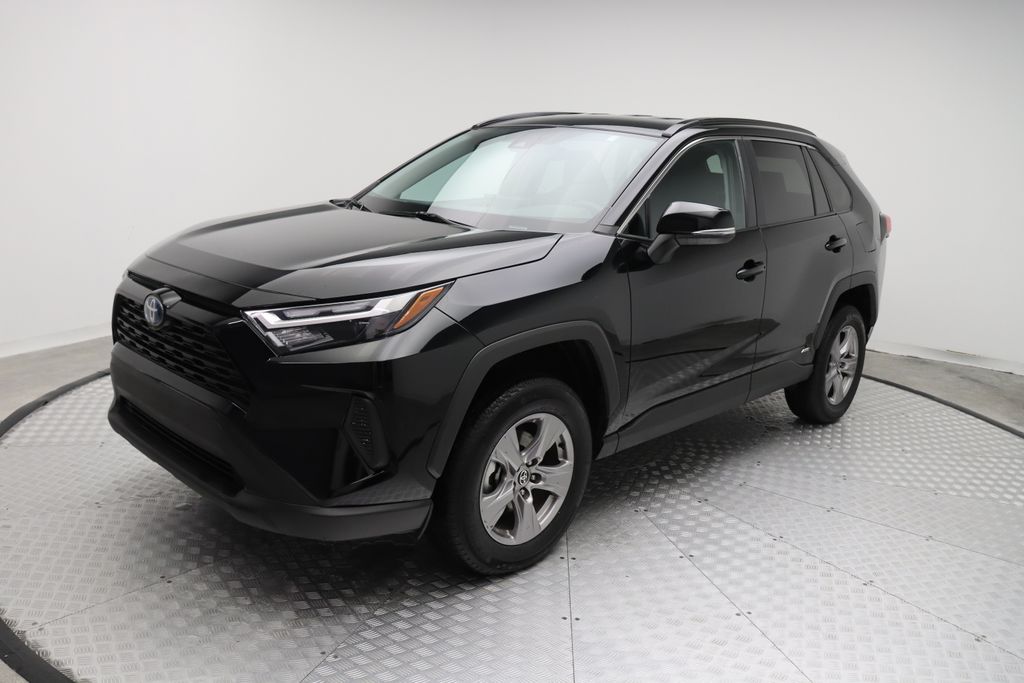 2024 Toyota RAV4 XLE -
                West Palm Beach, FL