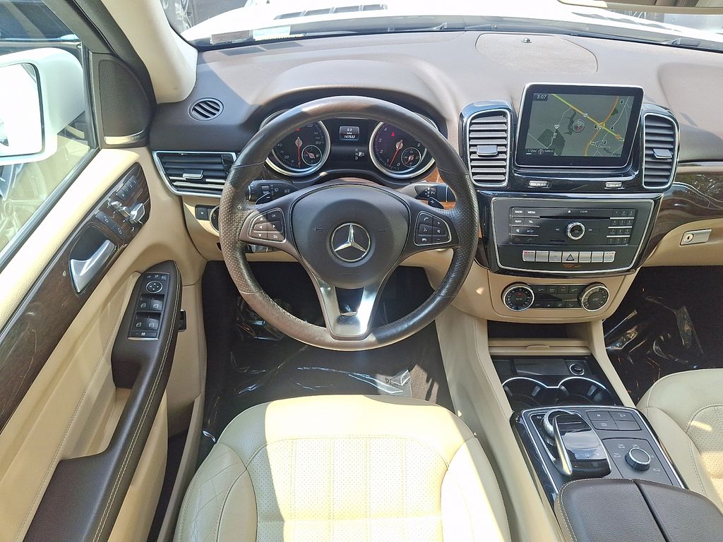 Thumbnail: 2016 Mercedes-Benz GLE - 11