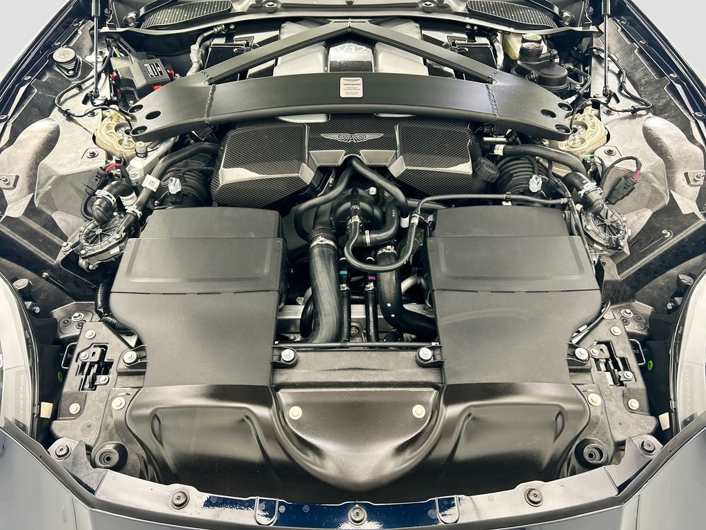 Thumbnail: 2026 Aston Martin Vanquish - 32