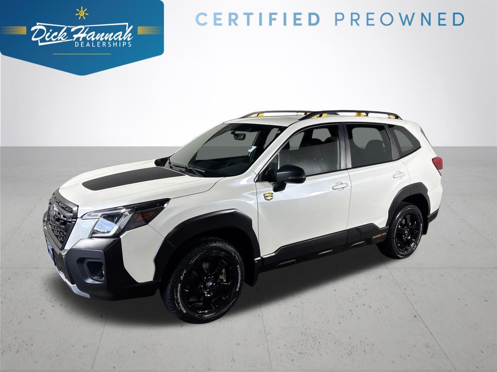 Crystal White Pearl 2022 Subaru Forester SUV / Crossover All-Wheel Drive Continuously Variable Transmission