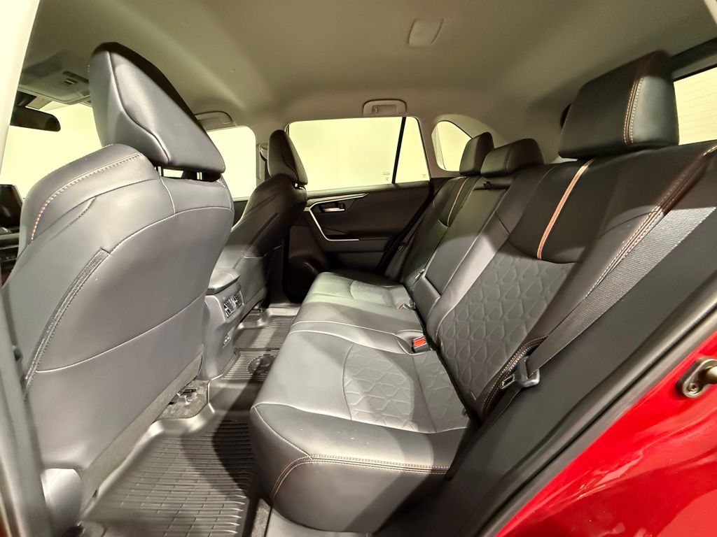 Thumbnail: 2024 Toyota RAV4 - 18