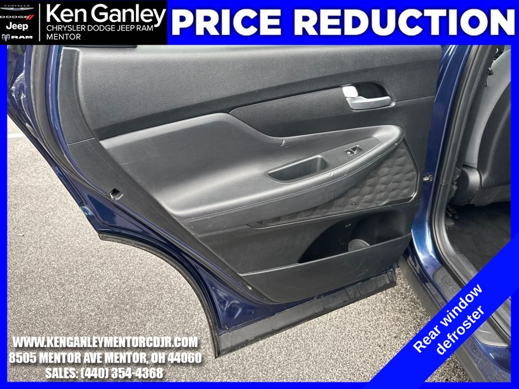 2019 Hyundai Santa Fe SE photo