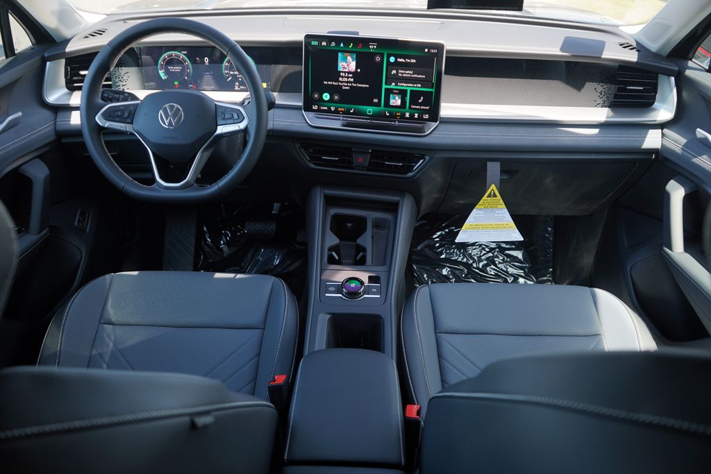 Thumbnail: 2025 Volkswagen Tiguan - 8