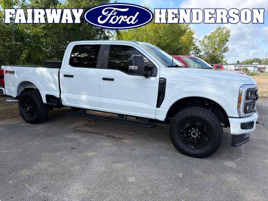2024 Ford F-250 Super Duty XL Crew Cab 4WD