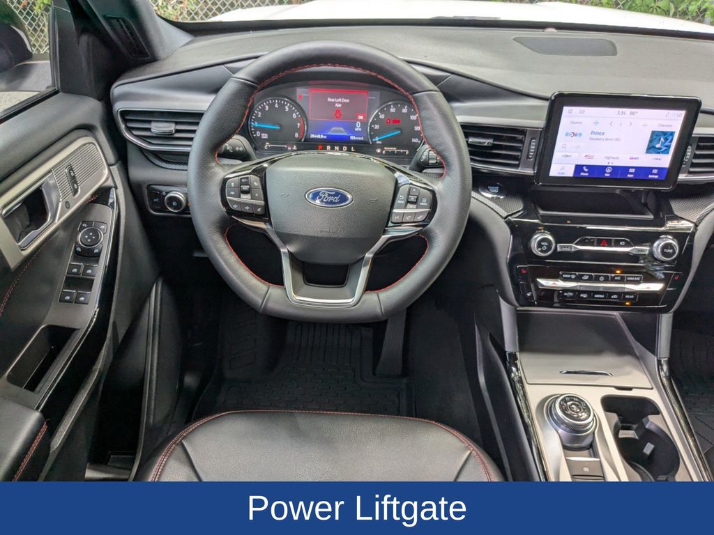 2023 Ford Explorer ST-Line