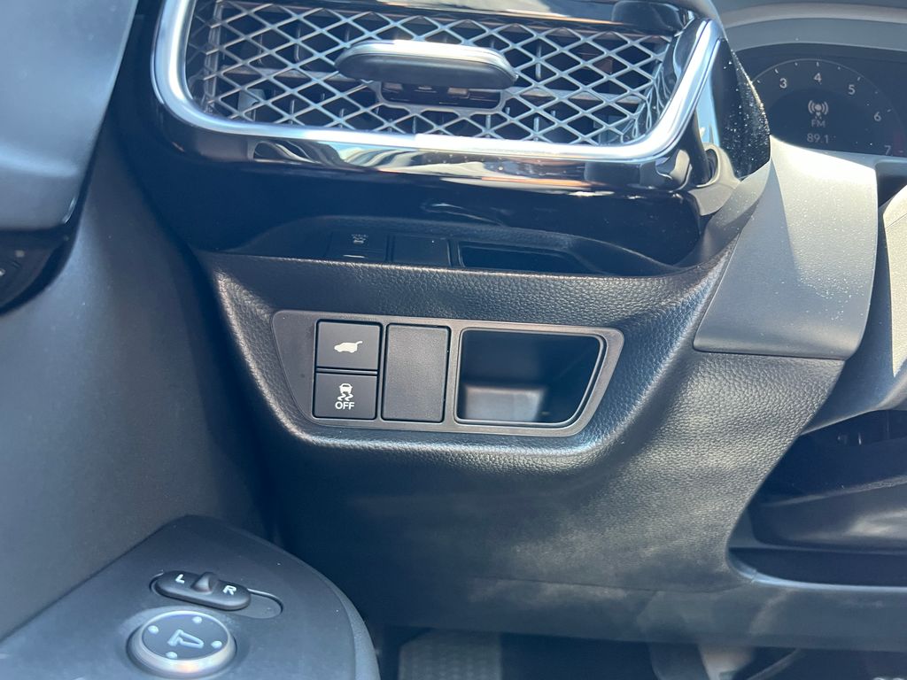 Thumbnail: 2025 Acura ADX - 16