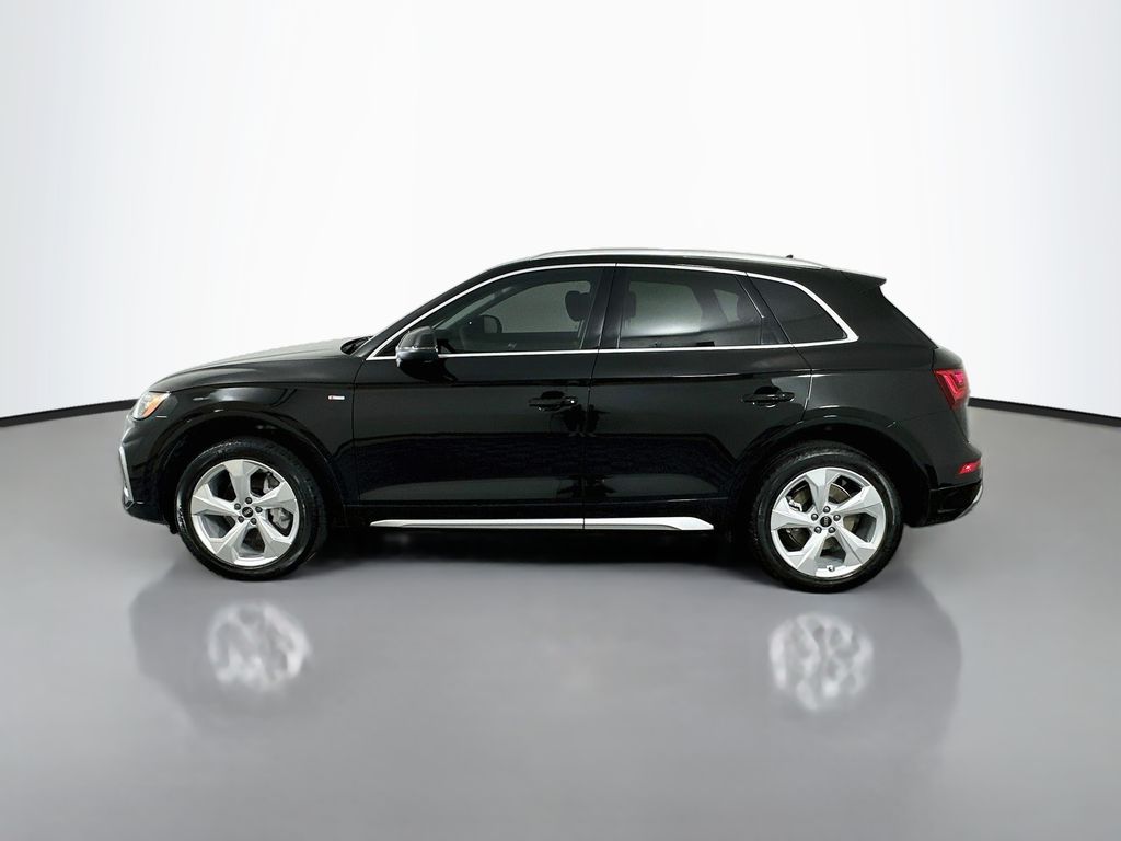 Thumbnail: 2024 Audi Q5 - 8