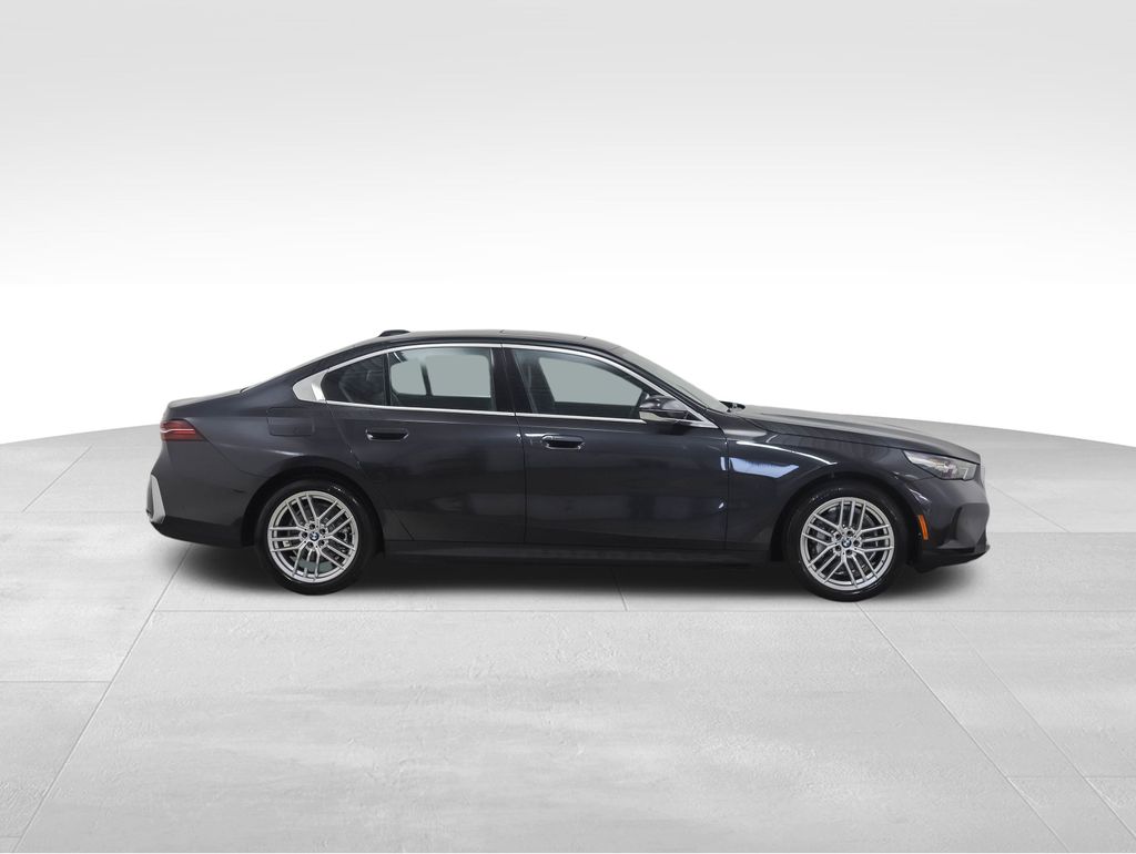 2024 BMW 5 Series 530i xDrive 6