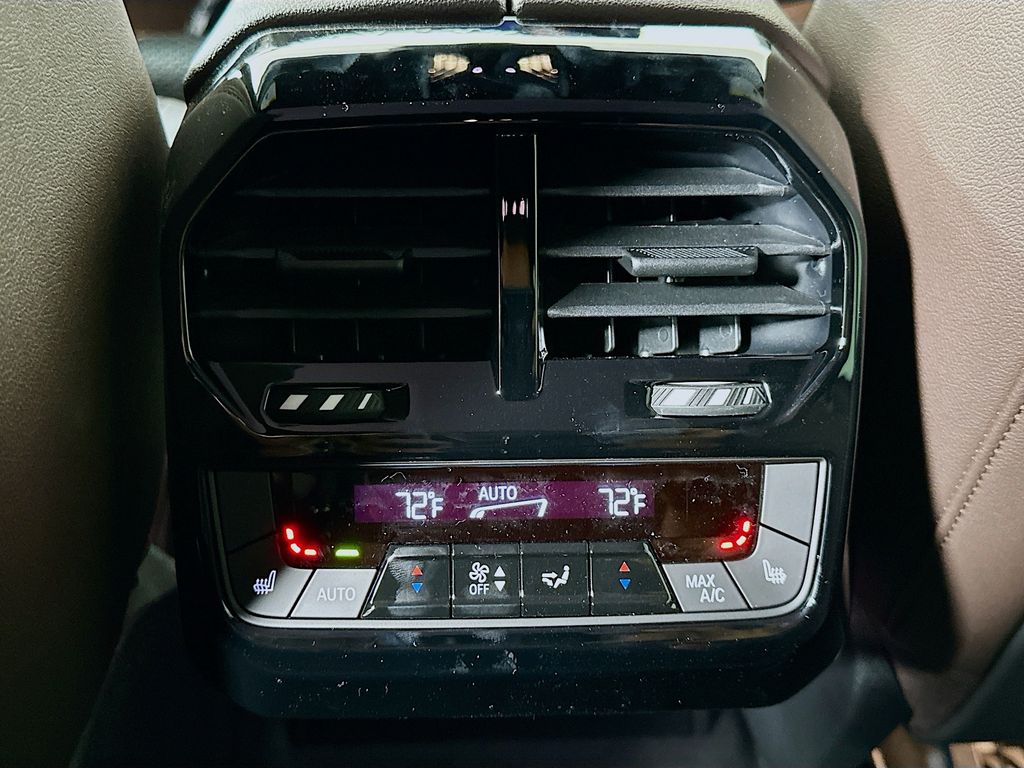 Thumbnail: 2026 BMW iX - 18