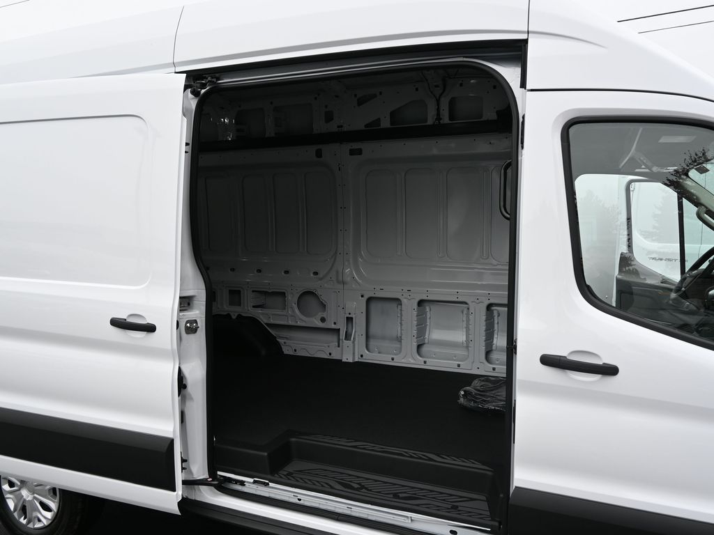 2024 Ford Transit 250