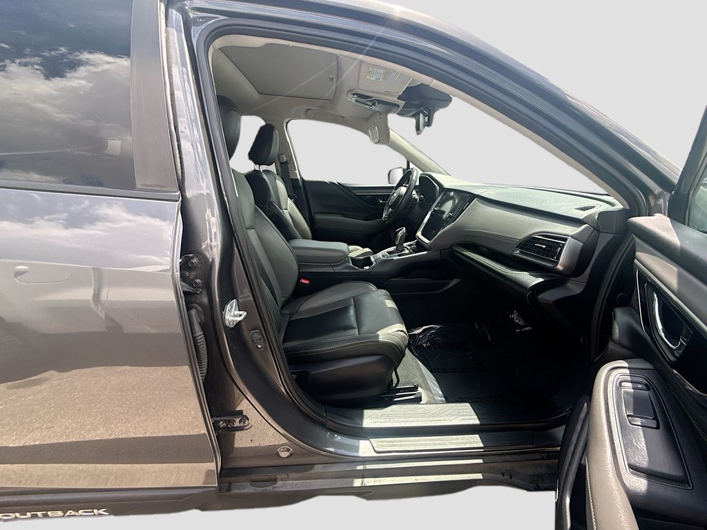 2024 Subaru Outback Onyx Edition Gray at Toyota of Victoria