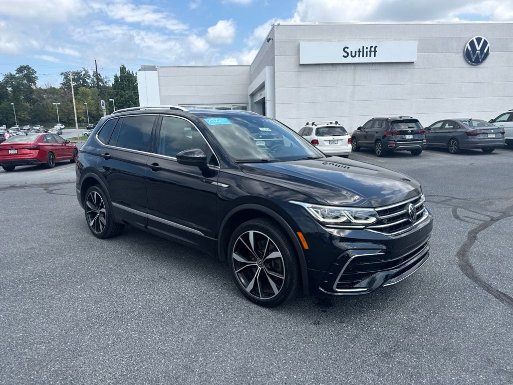 2022 Volkswagen Tiguan 2.0T SEL R-Line Black at Subaru and VW of Moon Township