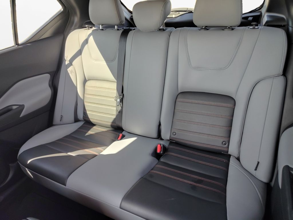 Used Car 2021 Nissan Kicks  Sr For Sale Under $20,000 In Austin, Texas