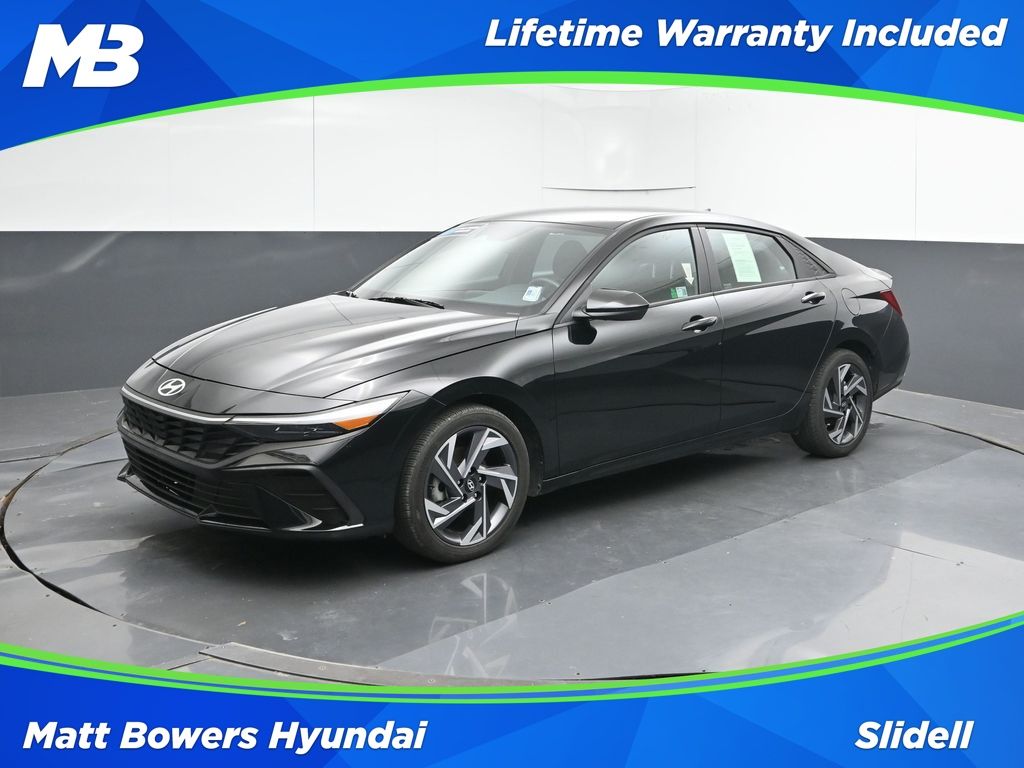Abyss Black 2025 Hyundai Elantra Sedan Front-Wheel Drive Continuously Variable Transmission