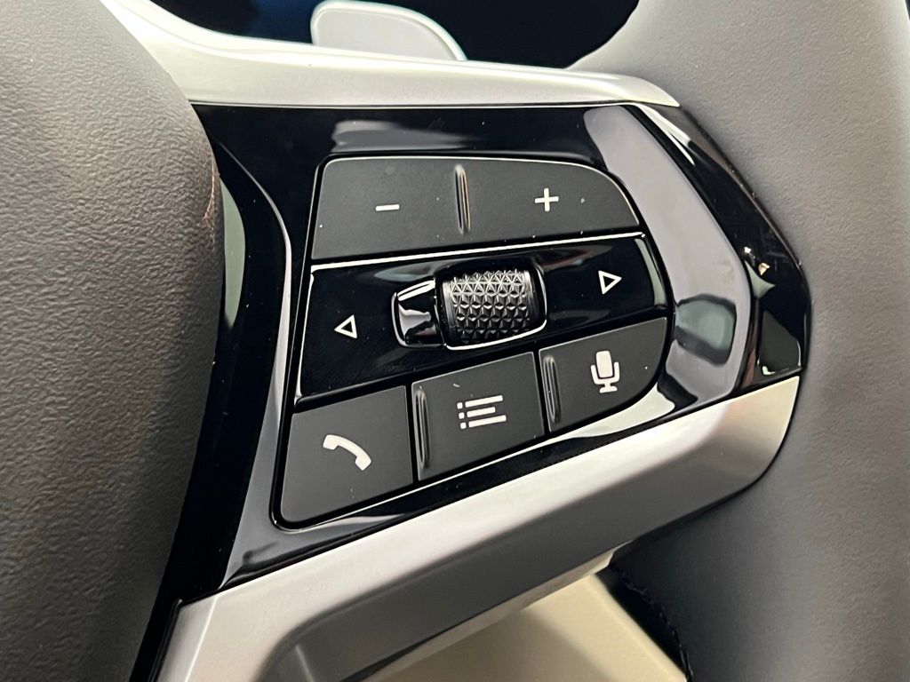 Thumbnail: 2026 BMW 3 Series - 18