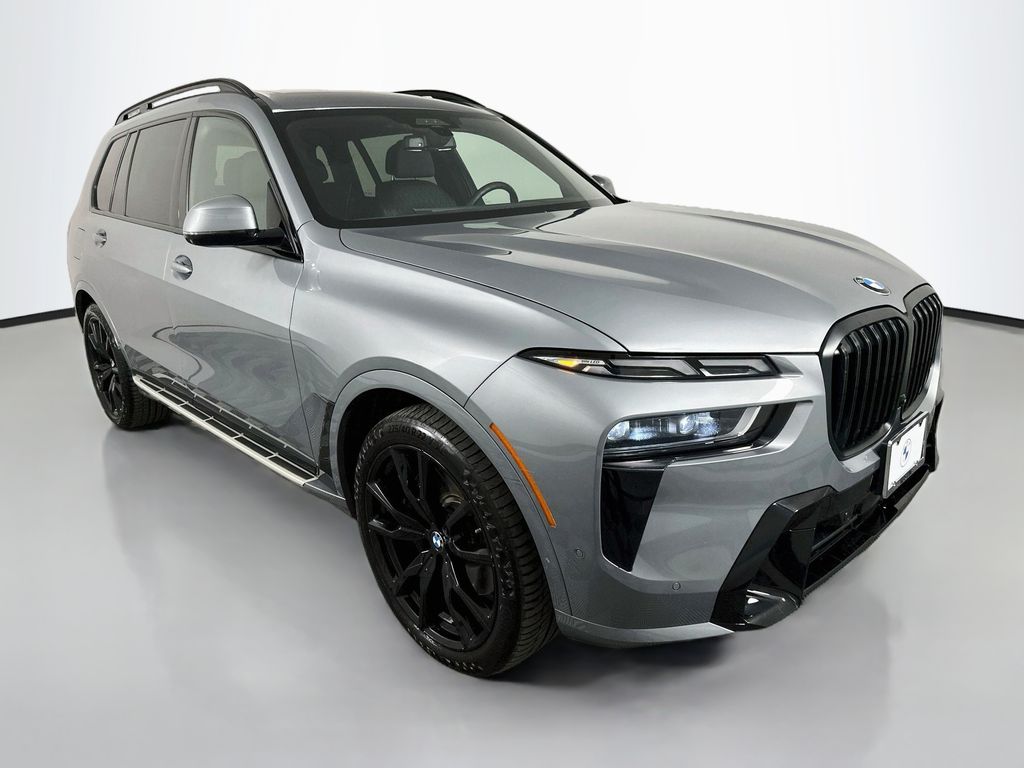 Thumbnail: 2023 BMW X7 - 3