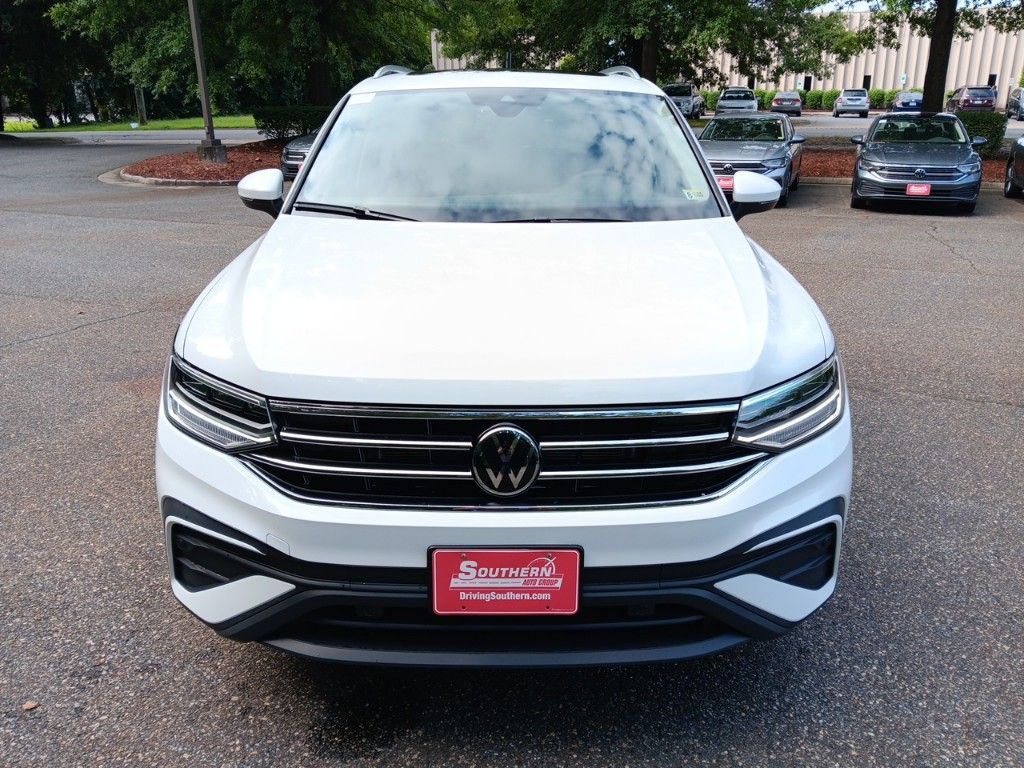 2024 Volkswagen Tiguan 2.0T SE 8