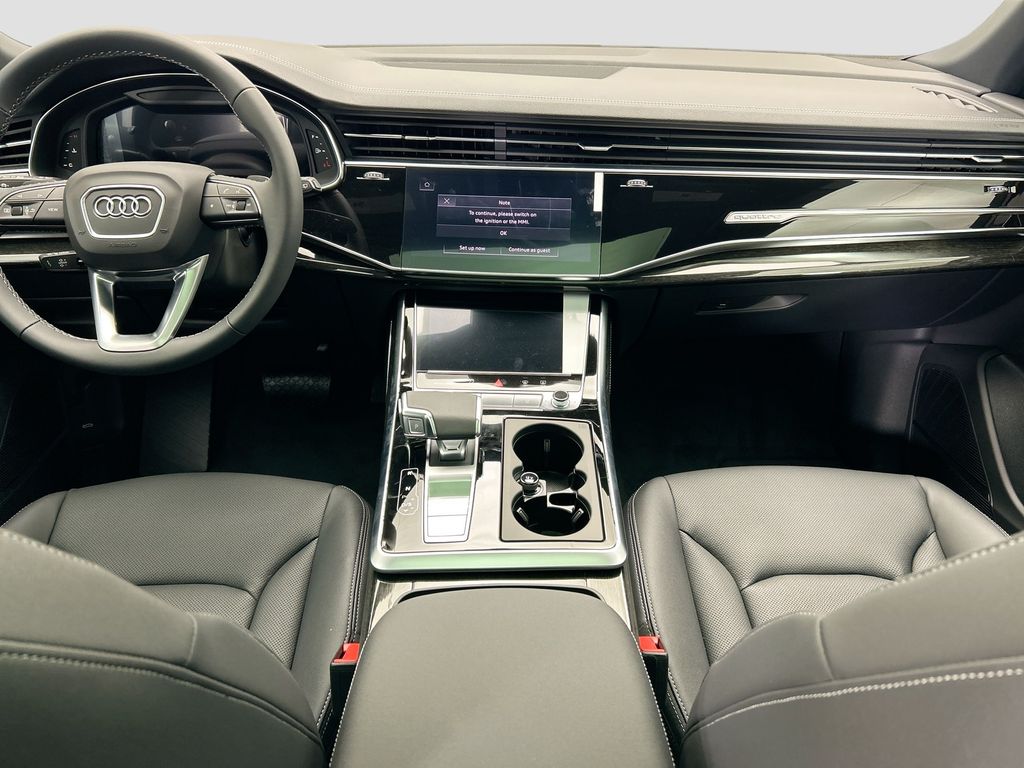 Thumbnail: 2026 Audi Q8 - 13