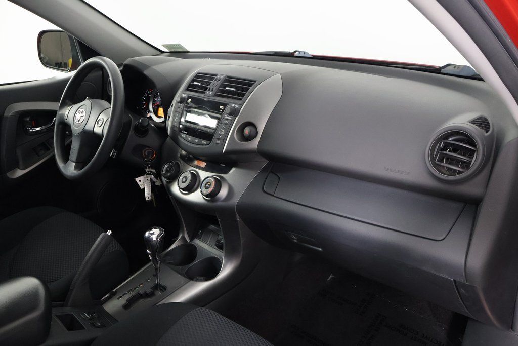 Thumbnail: 2011 Toyota RAV4 - 9