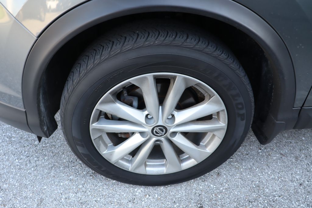 2019 Nissan Rogue Sport SV 4