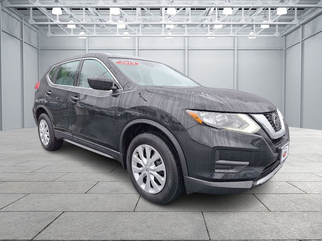 Thumbnail: 2019 Nissan Rogue - 3