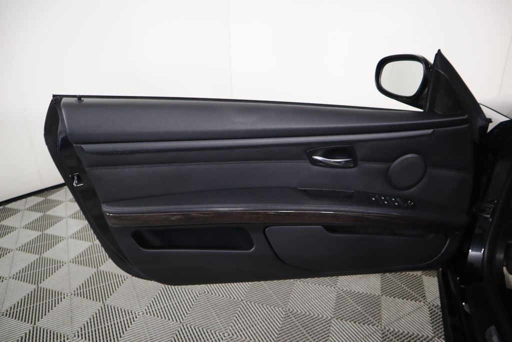 2013 BMW 3 Series 335i 30
